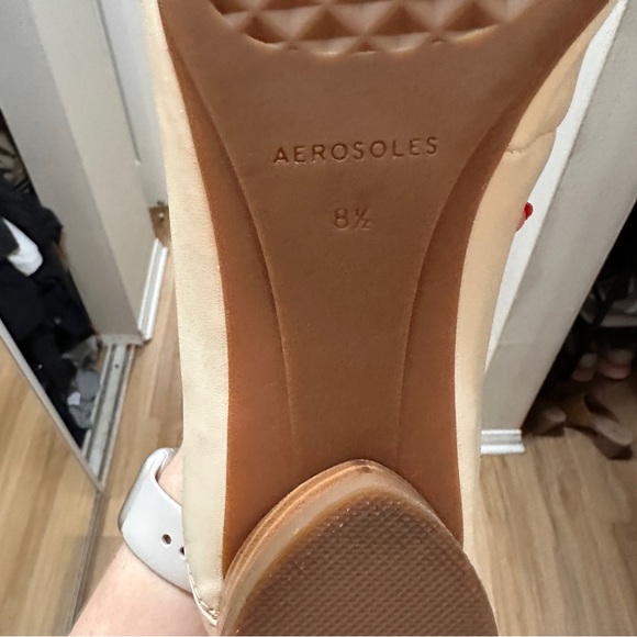Aerosoles Beige Loafers Size 8 1/2 - Picture 5 of 5